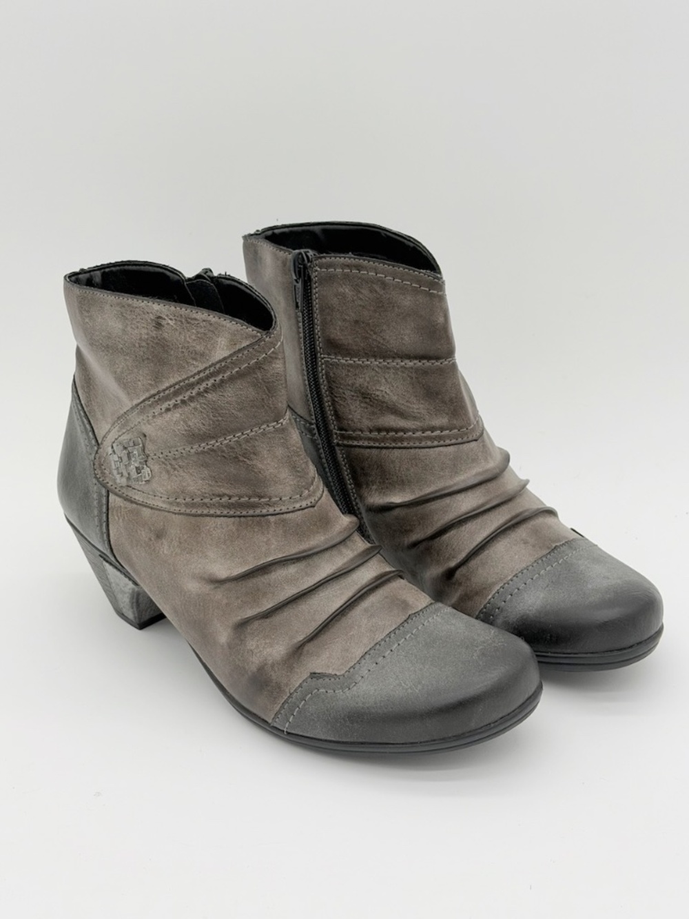Remonte Grey Ruched Leather Heeled Ankle Booties Women's Size 39 (US 8)